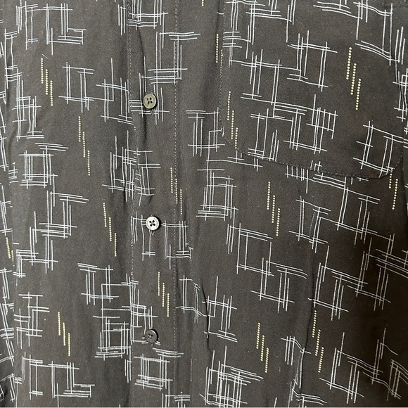 Haggar Print shirt sleeve button down shirt - Picture 2 of 6